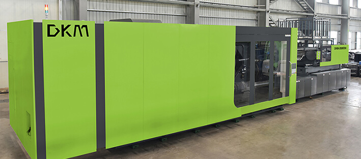 鸿运国际DF东风注塑机2800吨